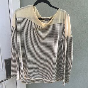 Vince cream/navy striped crewneck